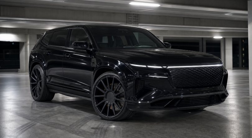 Dunkler Luxus-SUV in einer Tiefgarage